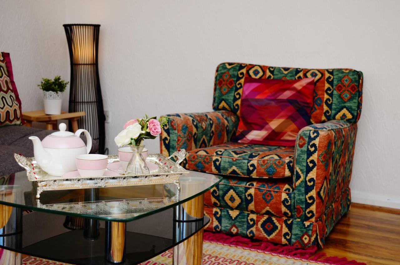33Sm Dreams Unlimited Serviced Accommodation- Staines - Heathrow スタンウェル エクステリア 写真